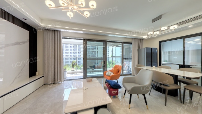 招商依山樾二手房实景图