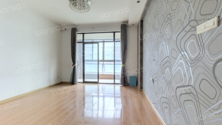 君融天湖二手房实景图