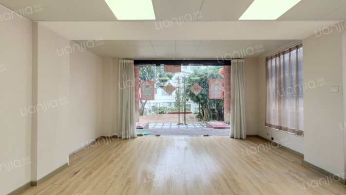 轩坤花苑二手房实景图