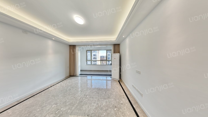 天铂瀞园二手房实景图