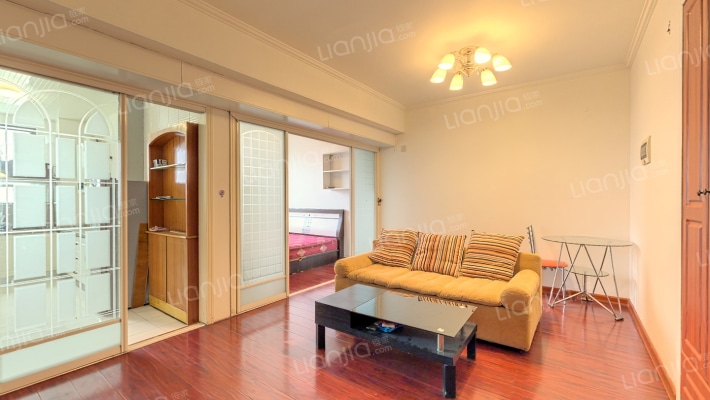 中南公寓二手房实景图