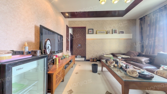 机车嘉苑二手房实景图