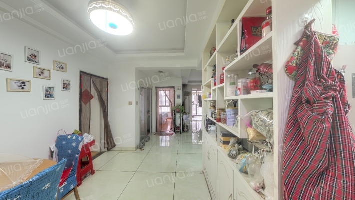 禹洲中央广场D区二手房实景图