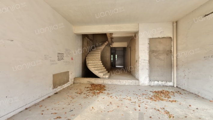 坐标城九台别墅二手房实景图