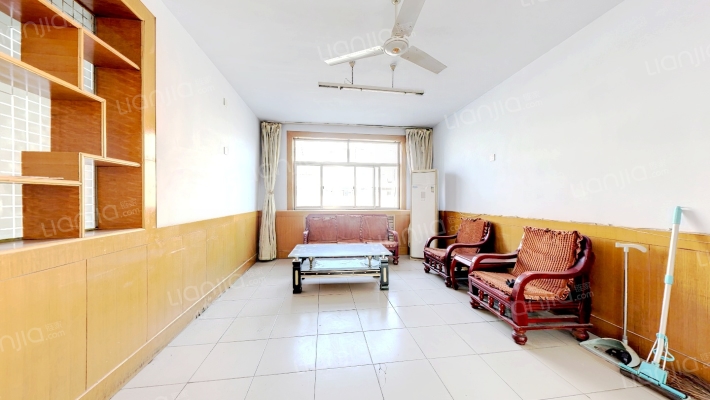 孙花园小区二手房实景图