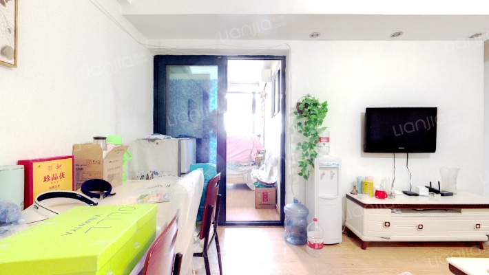 楠宝石二手房实景图