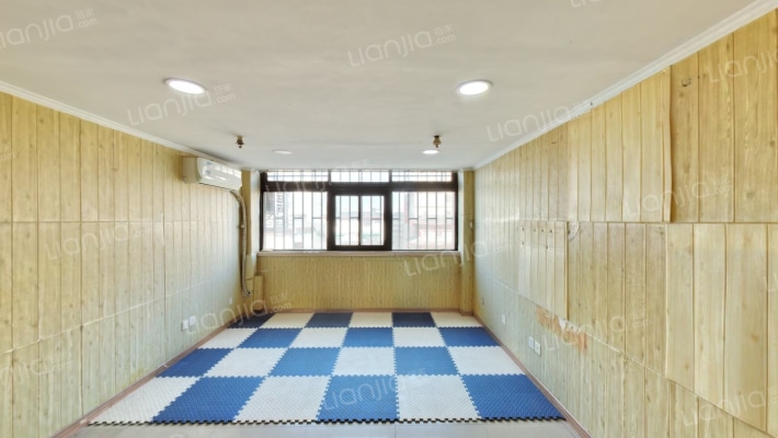 西安宏府安定广场二手房实景图