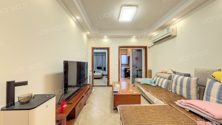 锦江华府二手房实景图