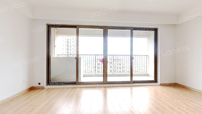 绿地悦颂云庭二手房实景图