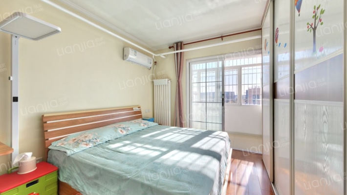 农业大学附属中学家属楼二手房实景图