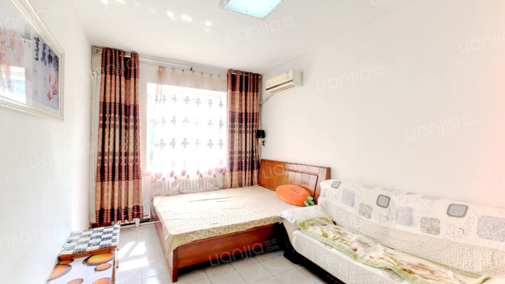 安装公司宿舍楼二手房实景图