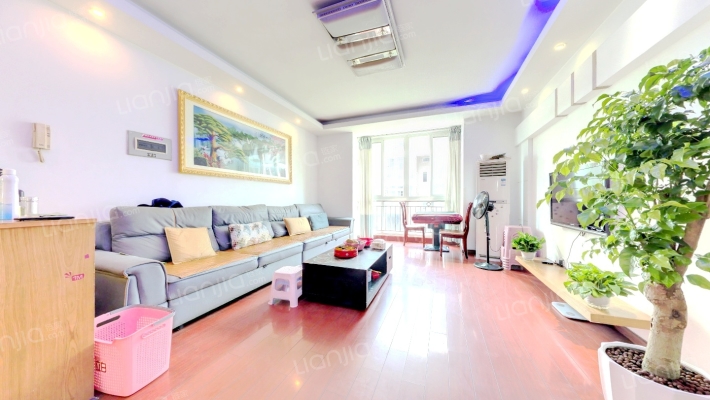 王府锦苑二手房实景图