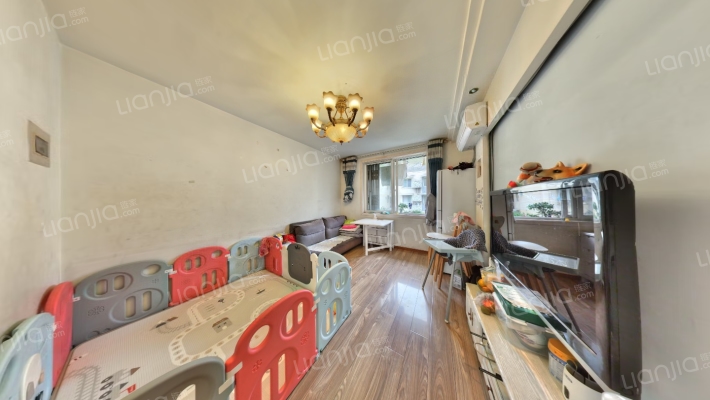 槐树苑二期宏苑二手房实景图