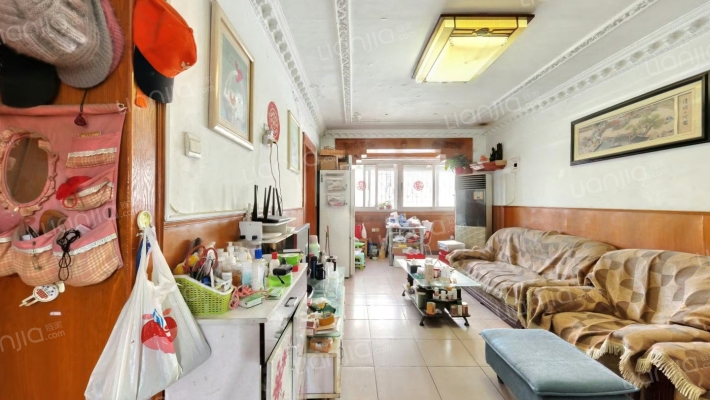 东三马路52号院二手房实景图