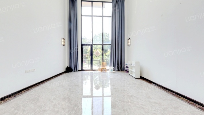 保利心语五期紫岸二手房实景图