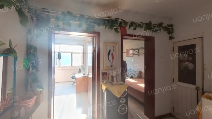 绿化路8号院二手房实景图