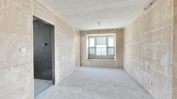 四季花苑二手房实景图