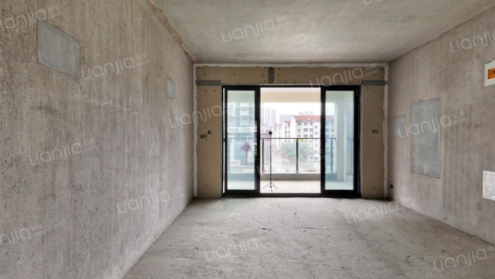 亚琦城央尚品二手房实景图