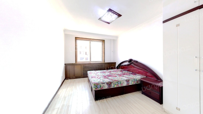 21中广电中心二手房实景图