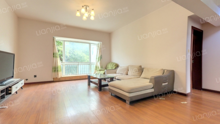 德阳市华盛馨苑二手房实景图