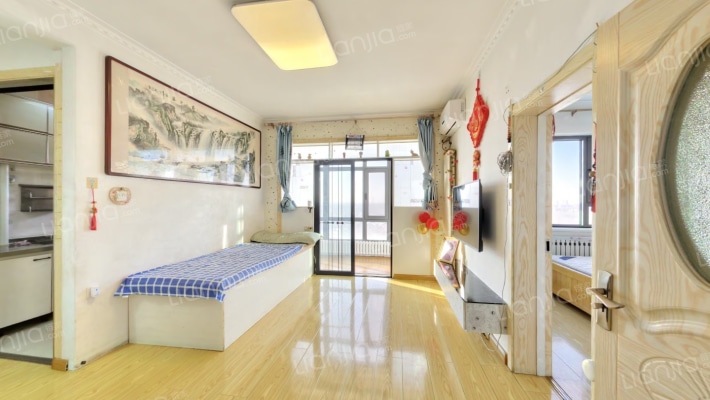 东方哥德堡二手房实景图