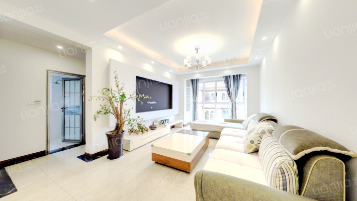 皇家名邸二手房实景图