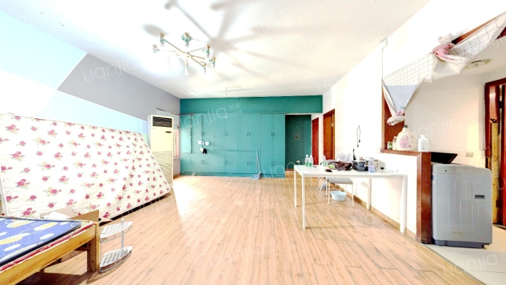 新民花园二手房实景图