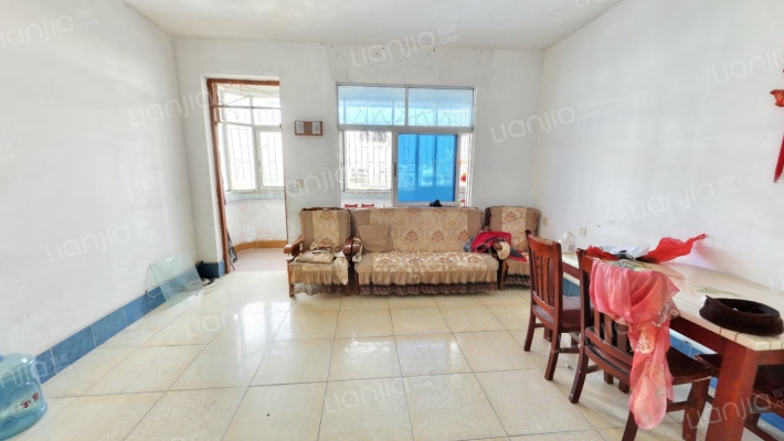 鹏海公寓二手房实景图