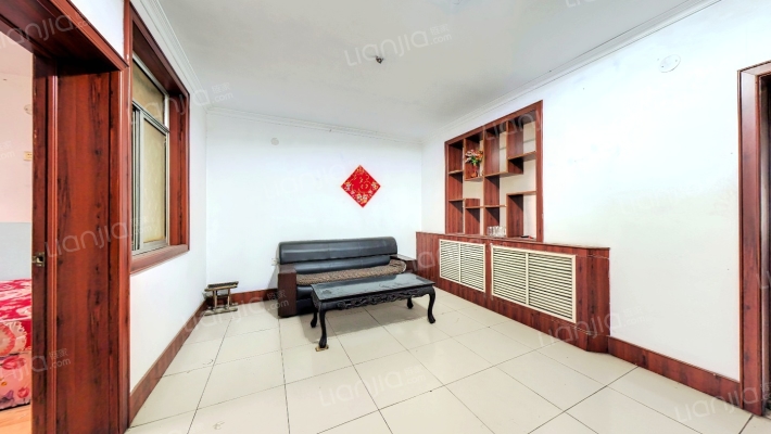 水泥厂宿舍二手房实景图