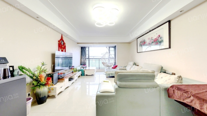 米兰春天二手房实景图