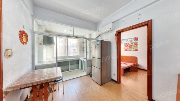 光明小区二手房实景图