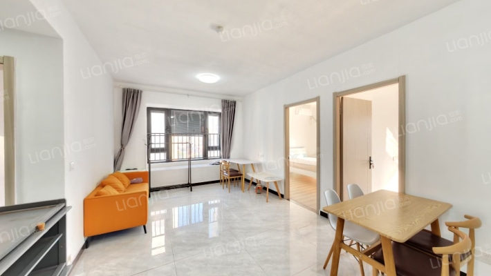 金地悦虹湾二手房实景图