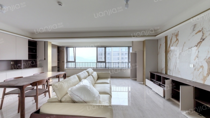 济高绿城春月锦庐二手房实景图