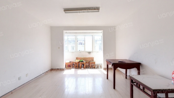 长城新苑二手房实景图