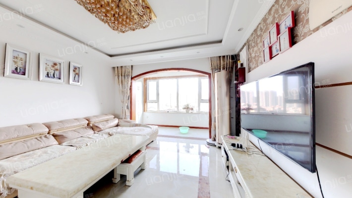 青特花溪地二手房实景图