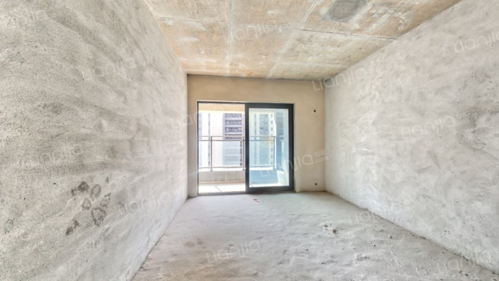 铂钻花园二手房实景图