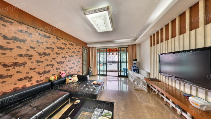 南航揽翠苑二手房实景图