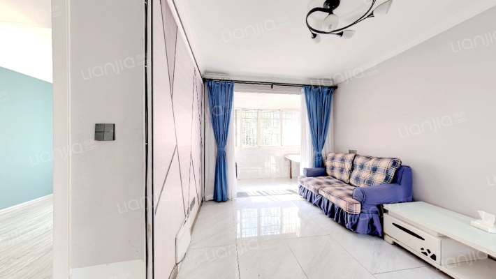 新月公寓二手房实景图