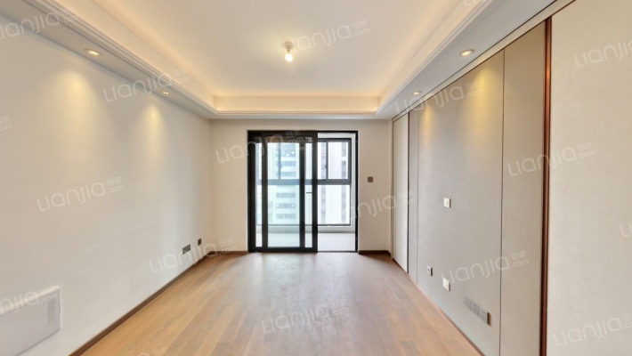 悦茂花园荣邸二手房实景图