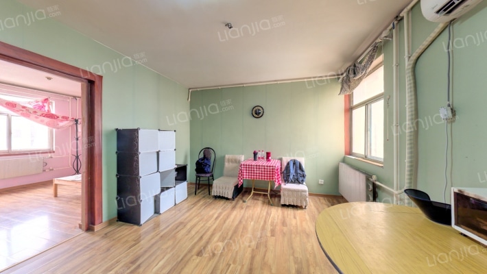 管道公寓二手房实景图