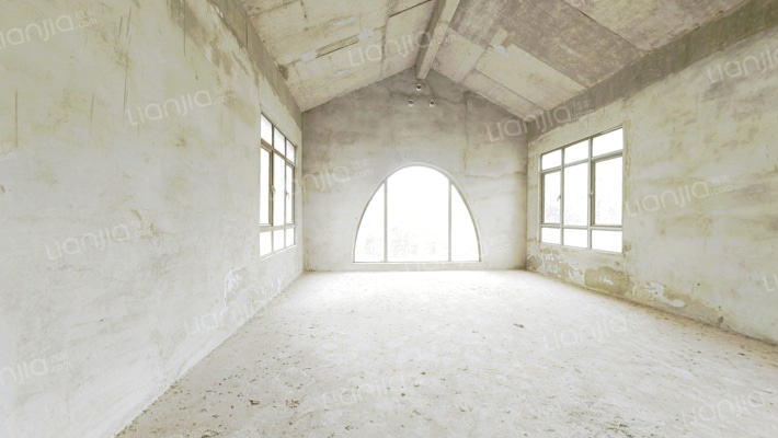 红莲湖高尔夫国际社区二手房实景图