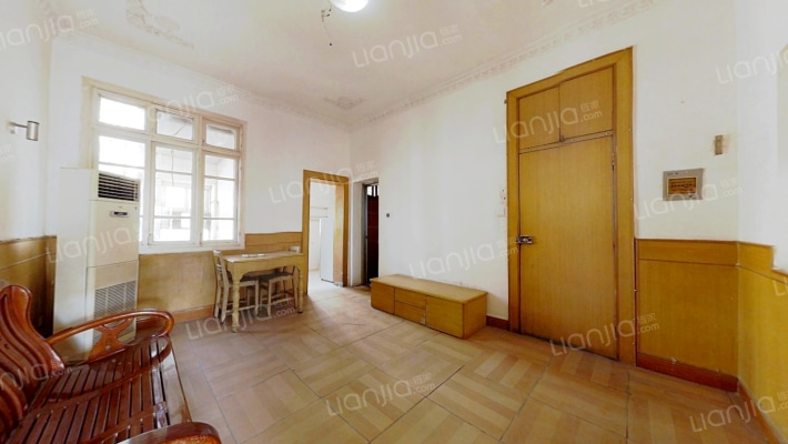 省总工会干校宿舍二手房实景图