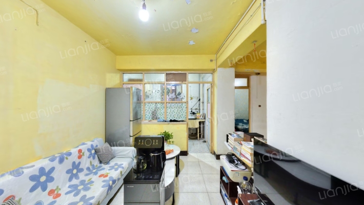 东新街小区二手房实景图