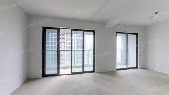 荣都名邸二手房实景图