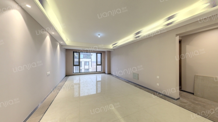 保利海德公园二手房实景图