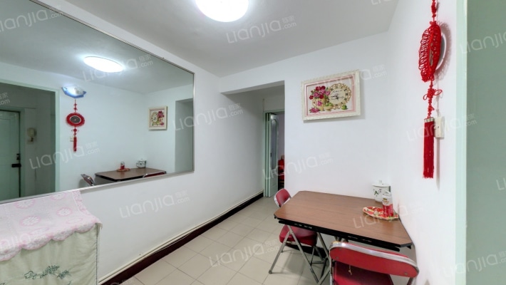 容彩里二手房实景图