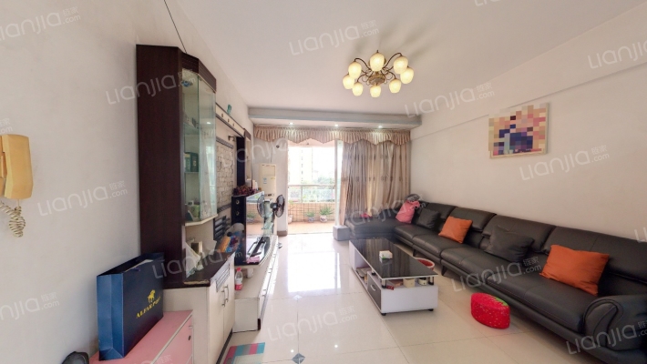 东润华庭二手房实景图