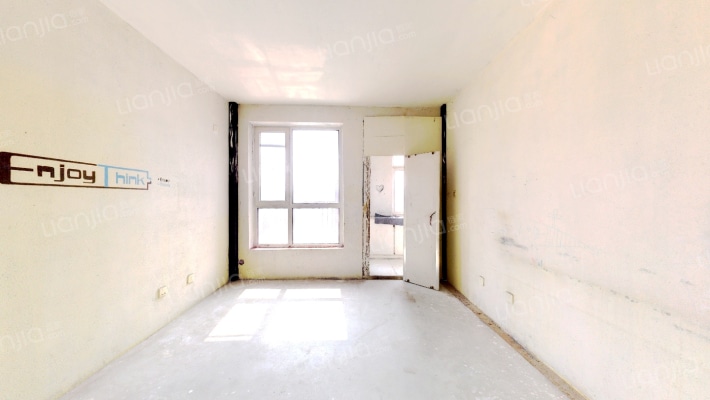 水映西山二手房实景图