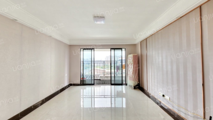 荣和·五象学府二手房实景图