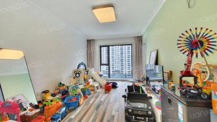 雷诺阿花园二手房实景图